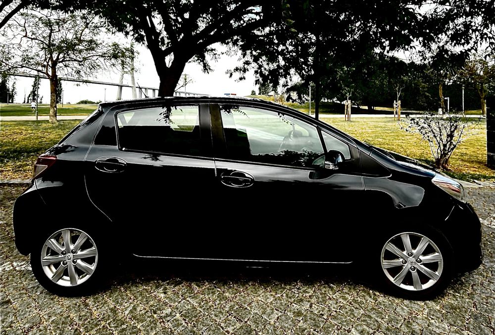 Vendo o meu Toyota Yaris D4D