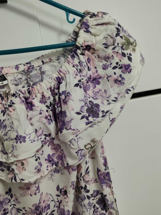 Nowa bluzka w kwiaty z metką rozmiar M halenka bluza bluse