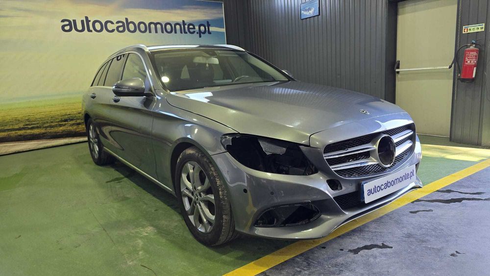 Mercedes - Benz C 180 CDI  -  Salvado