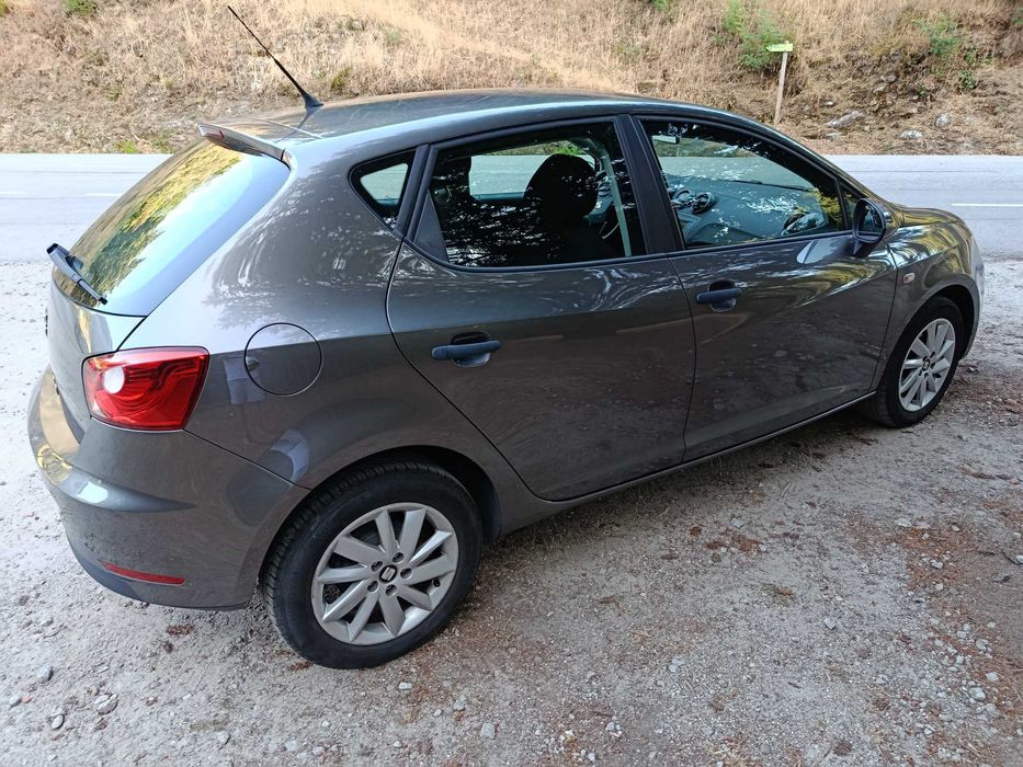 SEAT Ibiza 1.0 a gasolina 75cv