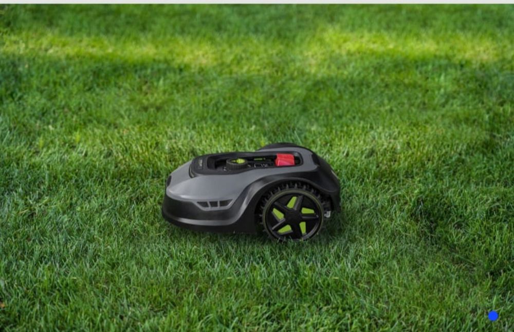 Montaż robotów koszących