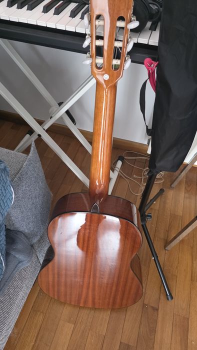 Guitarra clássica Admira Rosario nova