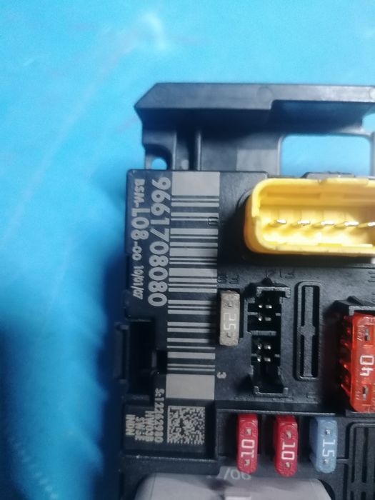 Bsm l08-00 caixa de fusíveis peugeot ou Citroën