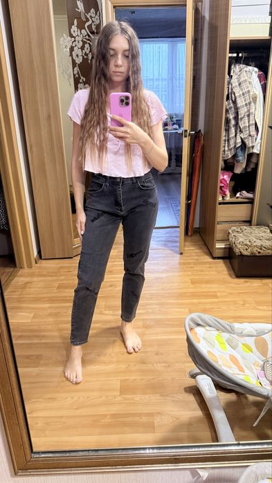 Стильні чорні джинси мом / mom fit з написами, бренд Wooy Espanol
