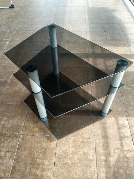 Stolik pod telewizor
