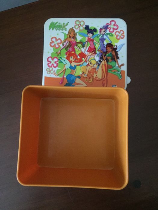 Caixa winx criança