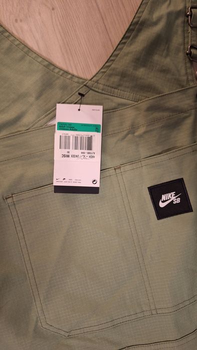 Комбез Nike SB, розмір  XL,  FN2585 386