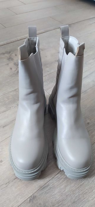 Черевики жіночі демісезонні