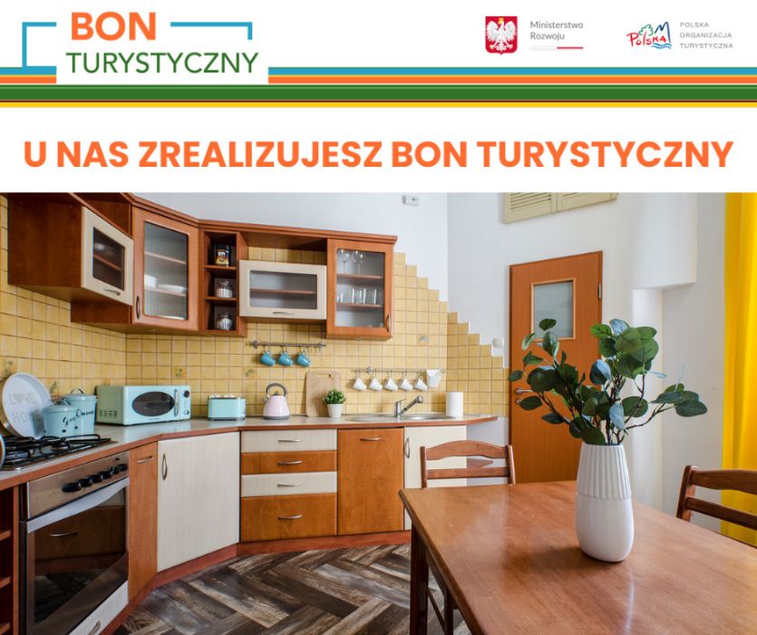 Apartament w samym sercu Łodzi, 5 pokoi, 100m2, parking! 12 osób.