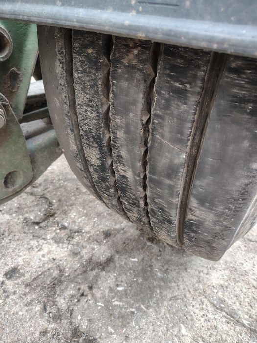 Напівпричеп контейнеровоз 20,30,40,2*20