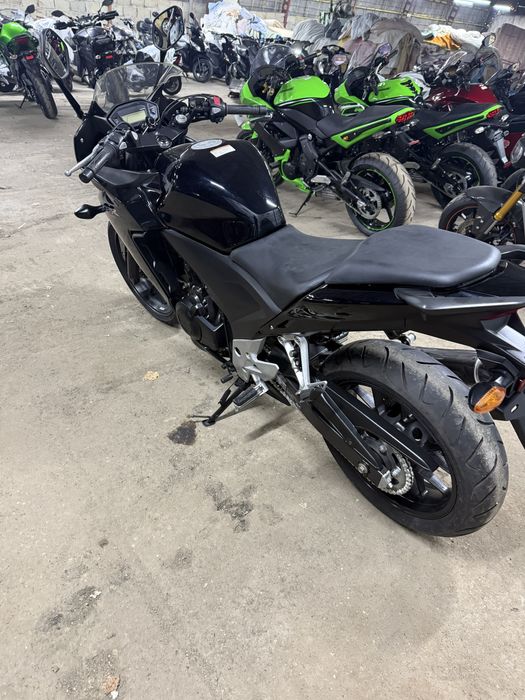 Японский мотоцикл Honda CBR 400R из Японии Хонда СБР 400 Р