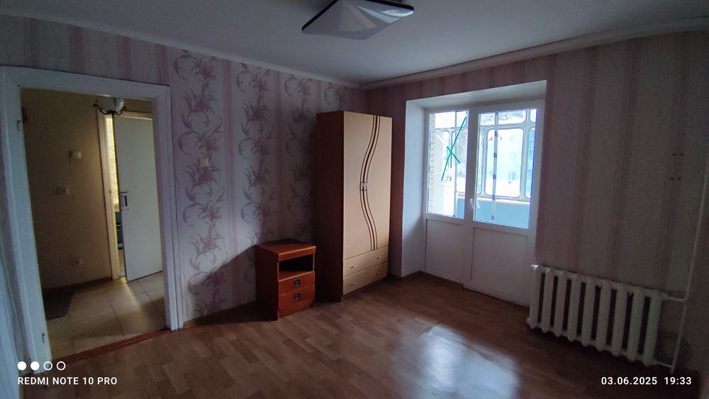 Сдам 1 ком 7300 грн,гостинка
