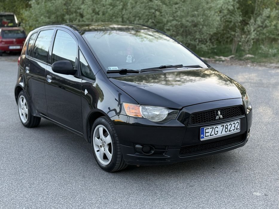 Mitsubishi Colt_2009_1.1 Benzyna_Klimatyzacja_Sprawny