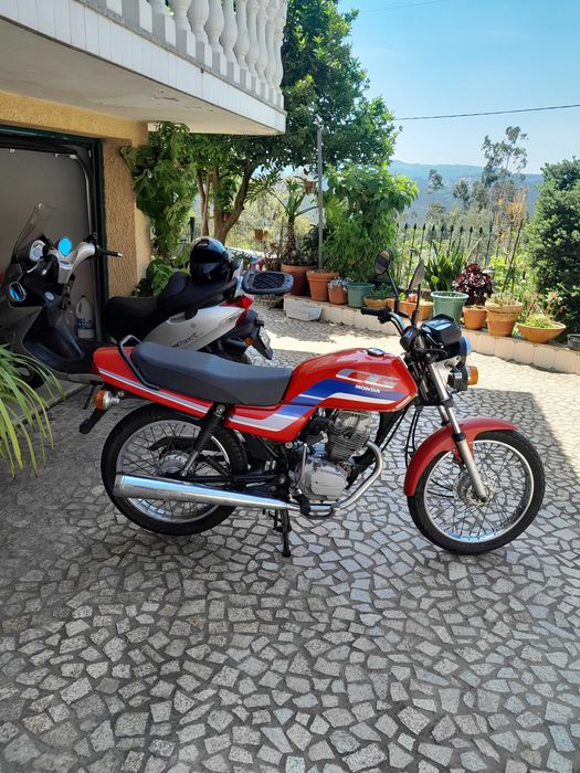 Moto honda cg 125 em muito bom estado