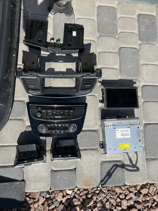 Авторозбір пежо 508 рестайлінг на запчастини