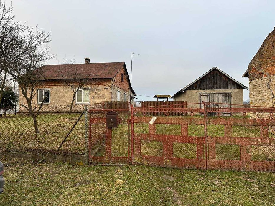 Продається доглянутий будинок у с. Ушня,  15 хвилин  від Золочева.