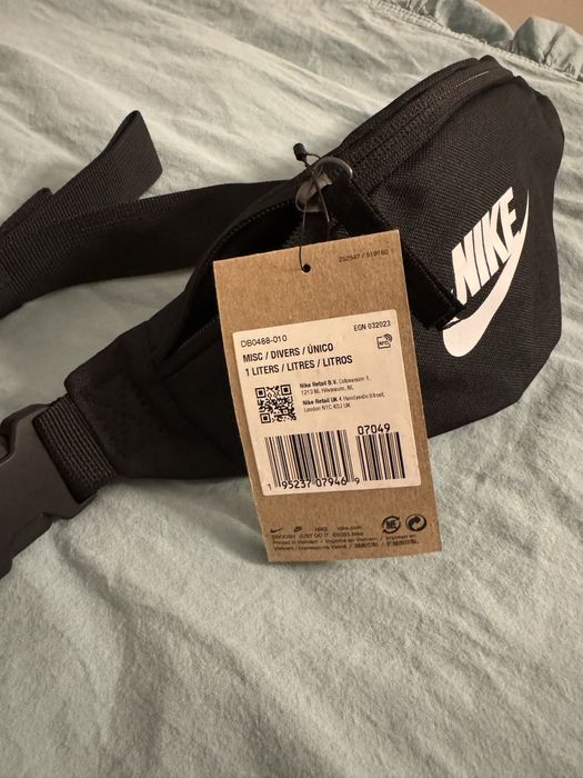 Бананка Nike .Вєтнам.