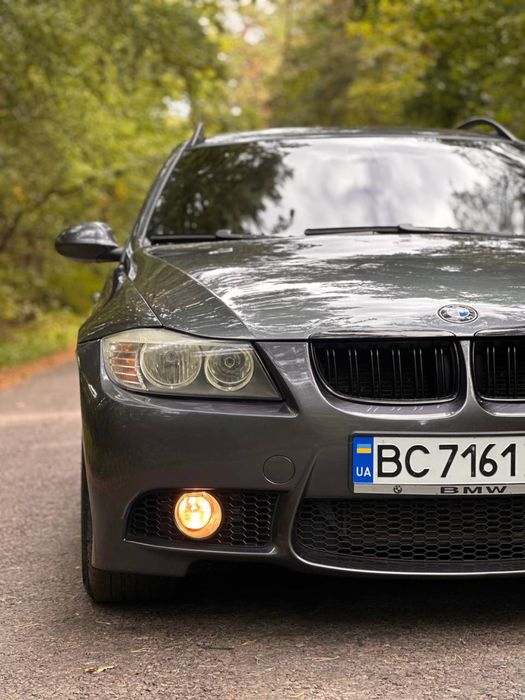 BMW 3 e91.