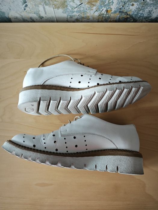 Białe buty oksfordki rozm 36 Solo Femme