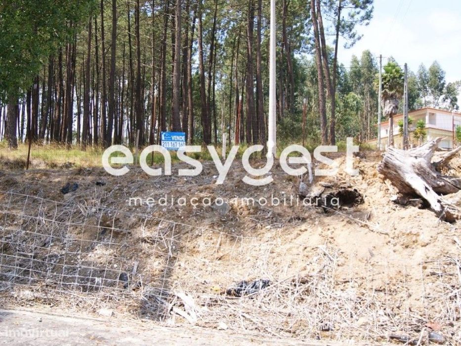 Terreno Urbano com 620m2 no Azabucho