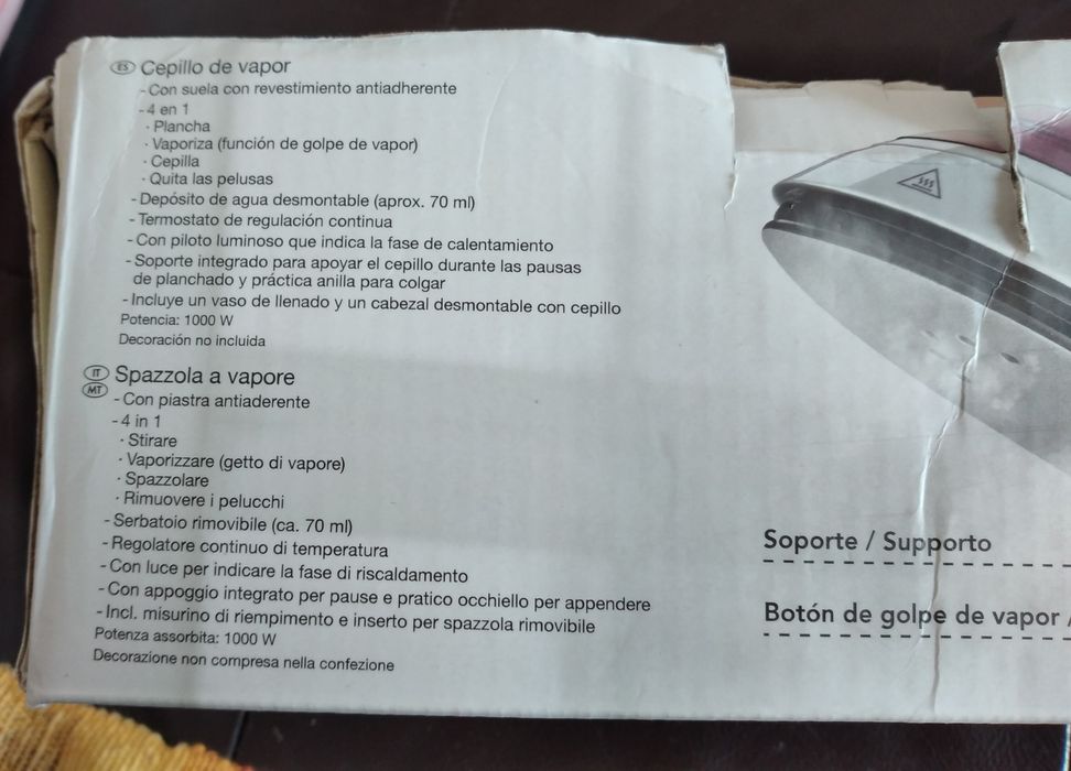 Escova de engomar a vapor nova