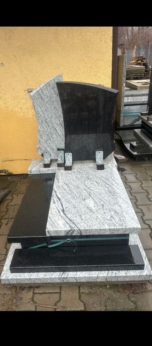 Nagrobki granitowe od 4500