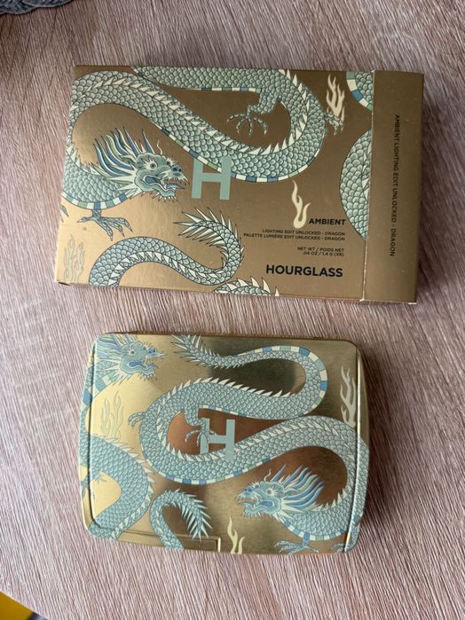 Paletka Hourglass Ambient - Dragon