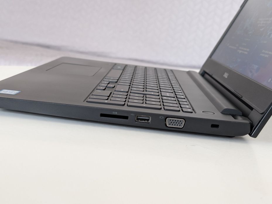 Laptop Dell Latitude 3570 8Gb ram, 256SSD, 15.6"mat i3-6th, win 11.
