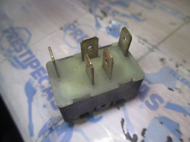 Comando / botão / interruptor vidros frente direito ALFA ROMEO 145 (93