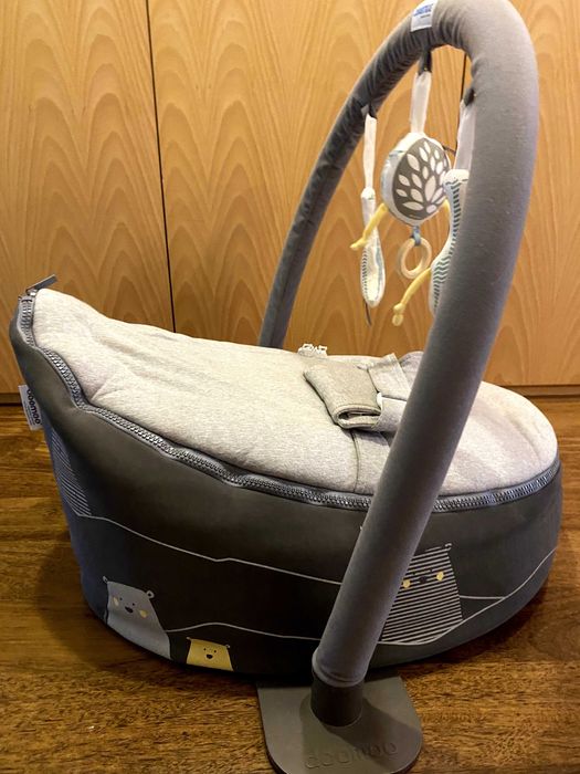 Assento Doomoo com com baloiço e Arco com Bonecos/Mobil