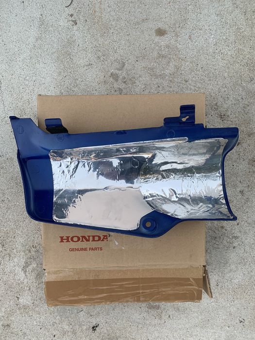 Tampa lateral Drt Honda NX250
