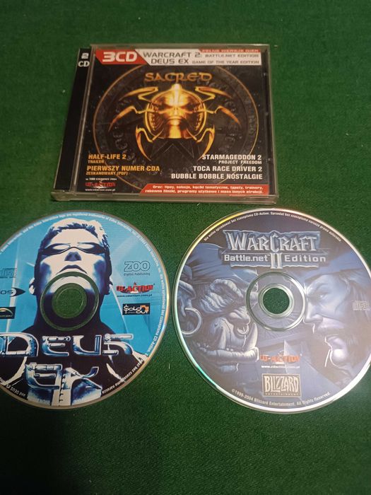 *CD Action 6/04 - Warcraft 2 / Deus EX