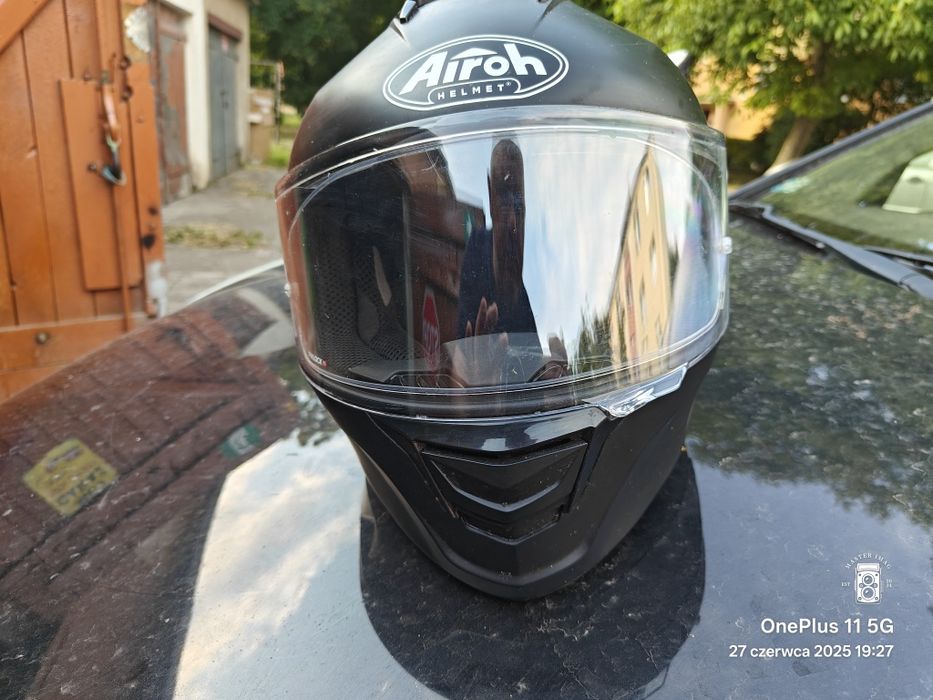 Kask Integralny AIROH SPARK