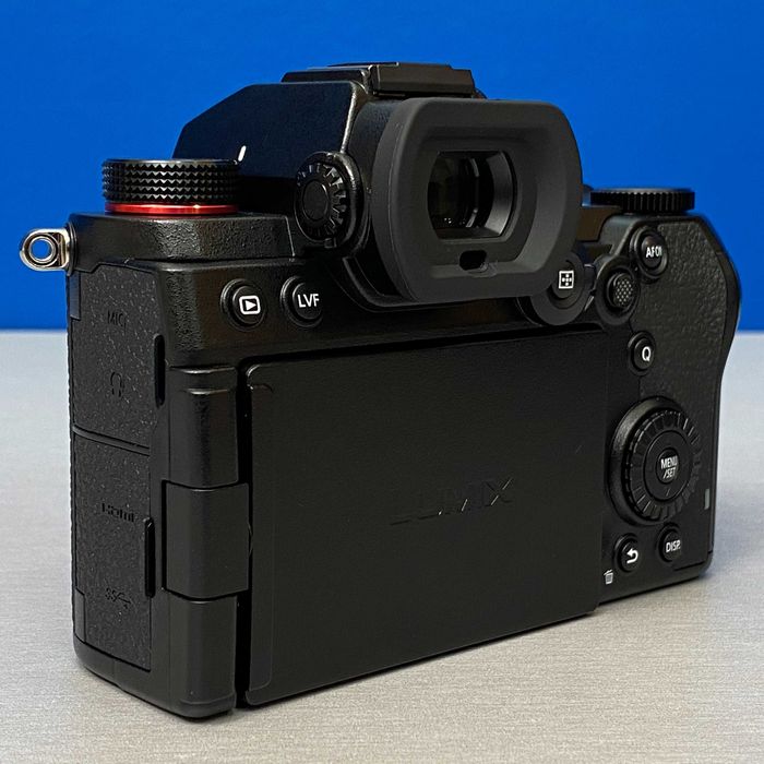 Panasonic Lumix DC-S5D (Corpo) - 24.2MP
