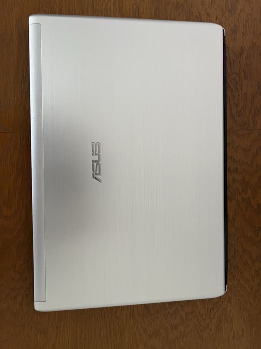 Продам ноутбук Asus