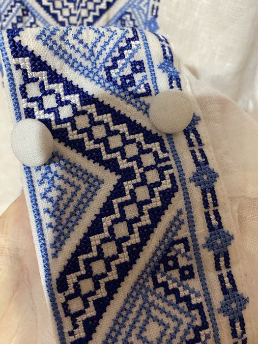 Продам вишиванку лег