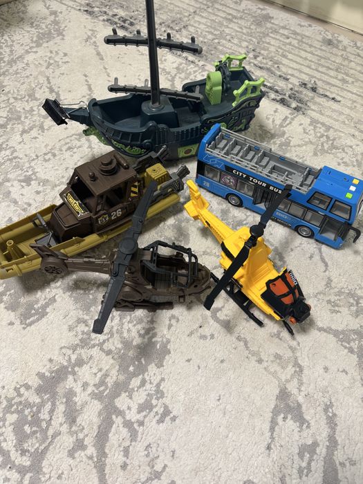 Корабель військовий,гвинтокрил автобус літак машини