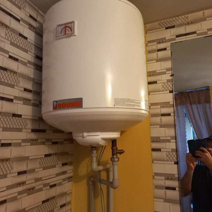 3/5 будинку та велика земельна ділянка