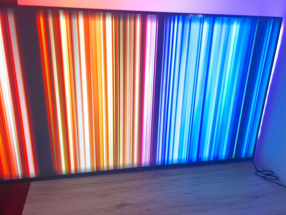 TV Philips 55”  UHD LED