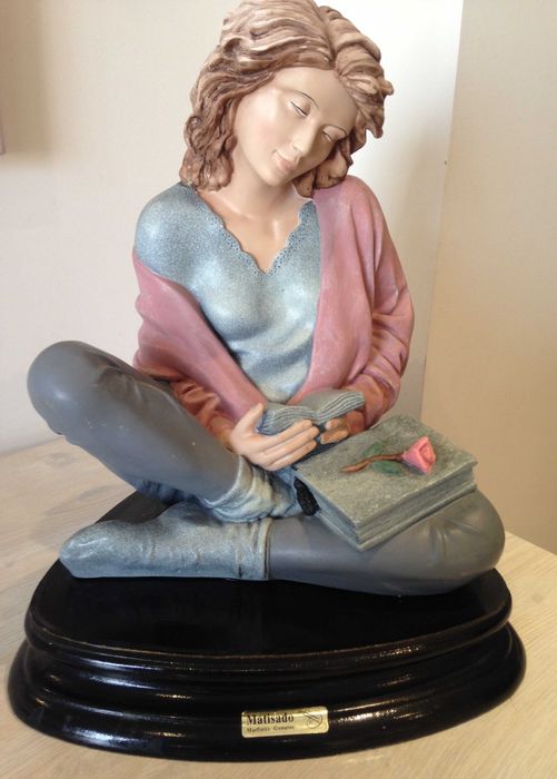 Estátuas decorativas