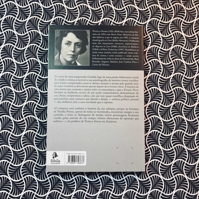 Autobiografia de Uma Mulher Romântica - Natália Nunes