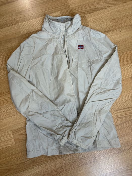 Куртка жіноча Napapijri Geographic світло-бежева з норвезьким прапором