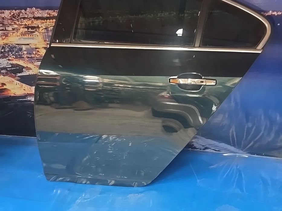 Porta traseira esquerda para opel insignia  Hatchback 2010+ EPC