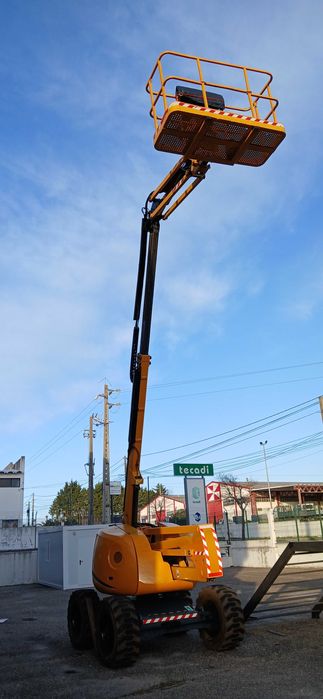 Plataforma elevatória Haulotte