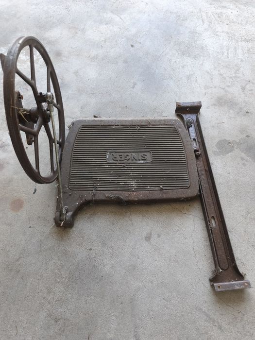 Pedal máquina de costura vintage