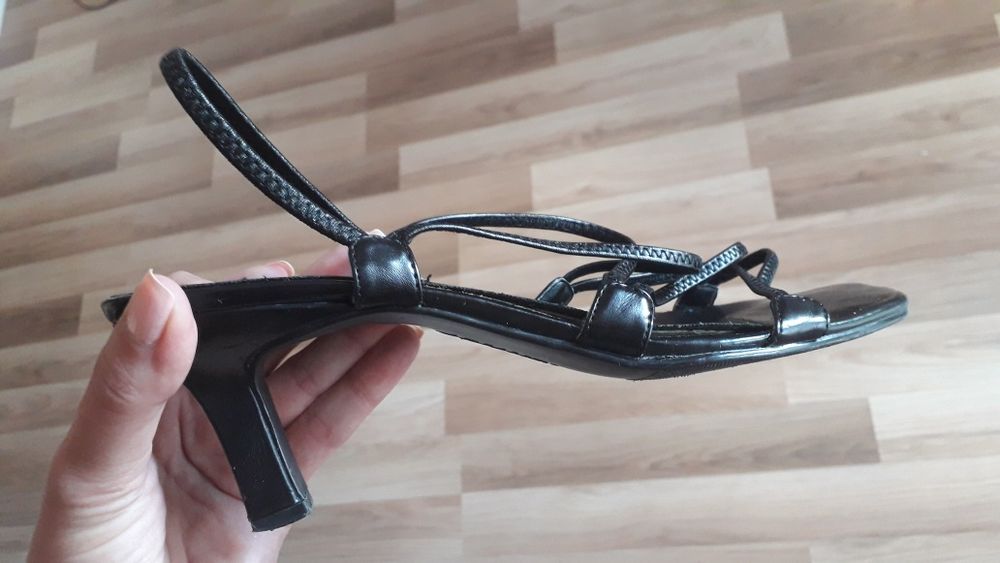 Sandałki Capri hit 25,5 cm.