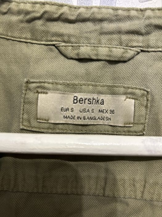 Koszula w kolorze oliwkowym