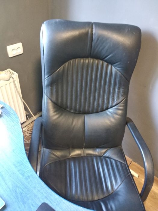 Покраска кожи,  шуб,,перешив ,,ремонт кожаных изделий ,полировка шуб