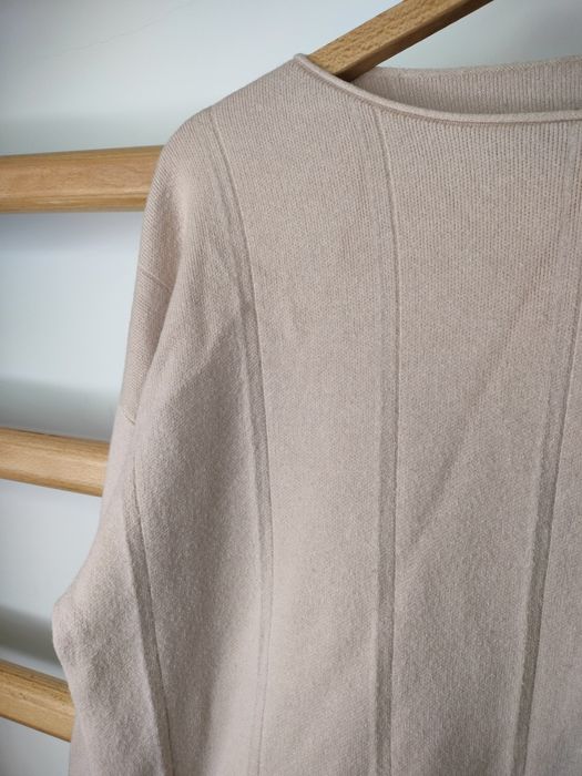 Sweter pudrowy róż uniwersalny gruby ciepły