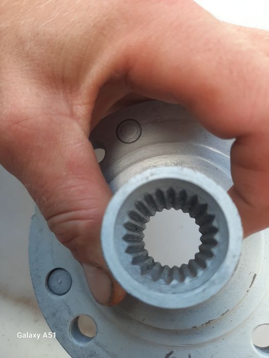 Ступица Volkswagen Golf 2